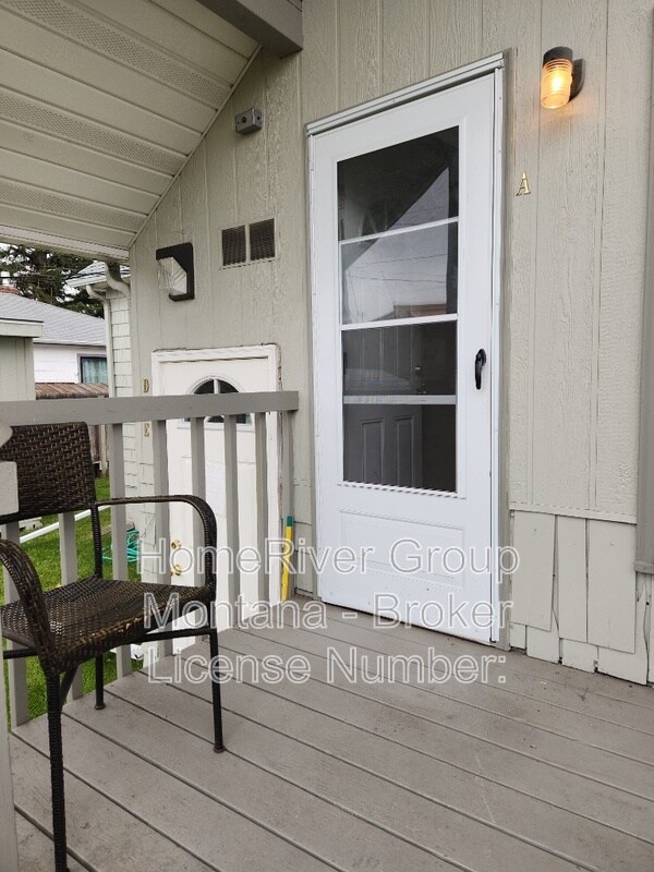 724 Strand Ave Unit A