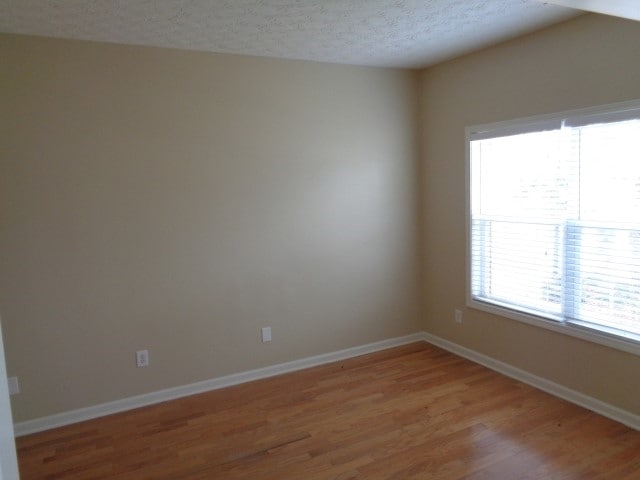 Photo - 1390 Brisbane Dr