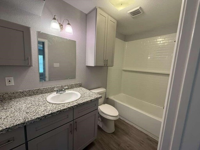 Photo - 3718 Penwood Way