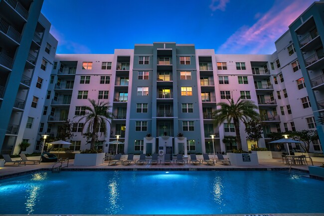 Resort-Style Heated Saltwater Pool - The Point at Coral Gables Apartments