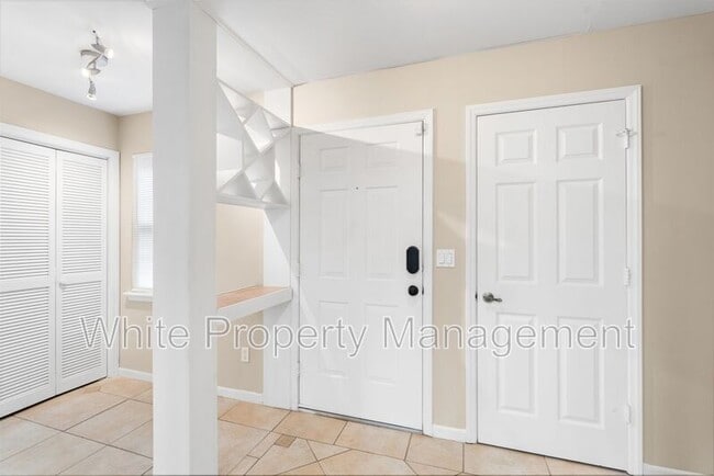 Photo - 7825 Renaissance Ct Unit #B