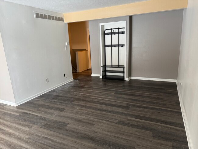 Photo - 27 Dickinson St Unit N