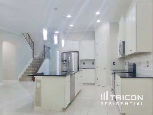 Photo - 115 Ventosa Pl