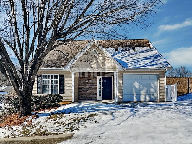 Building Photo - 110 Bristol View Cir