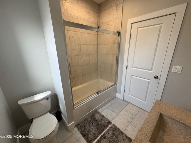 Photo - 273 16th Ave Apartamento Unidad 3R