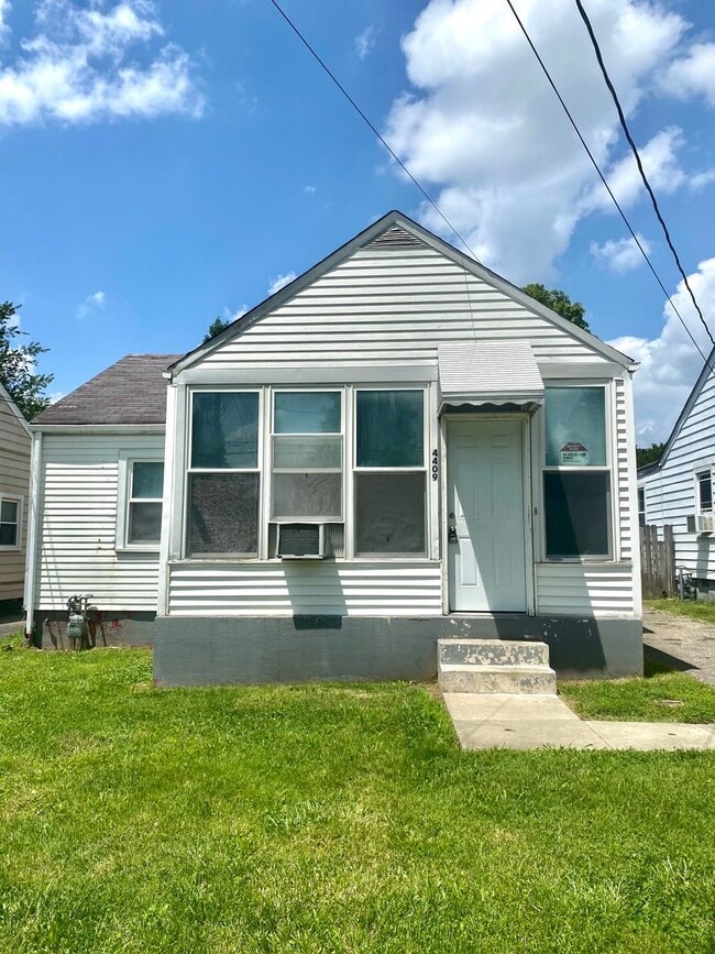 3 Bedroom home in the Chickasaw Neighborhood - 3 Bedroom home in the Chickasaw Neighborhood