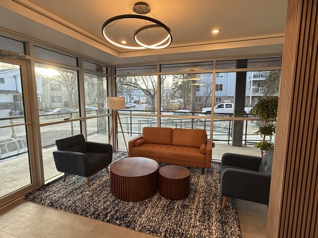 Photo - 8615-8108 108 St NW Unit 402