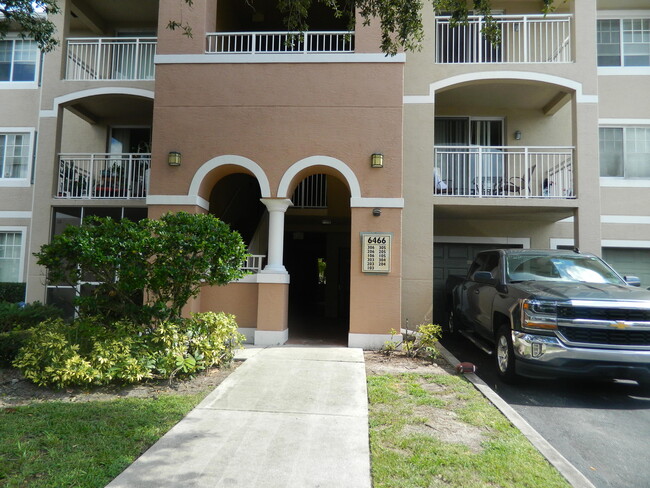 Photo - 6466 Emerald Dunes Dr Condominio Unidad 304