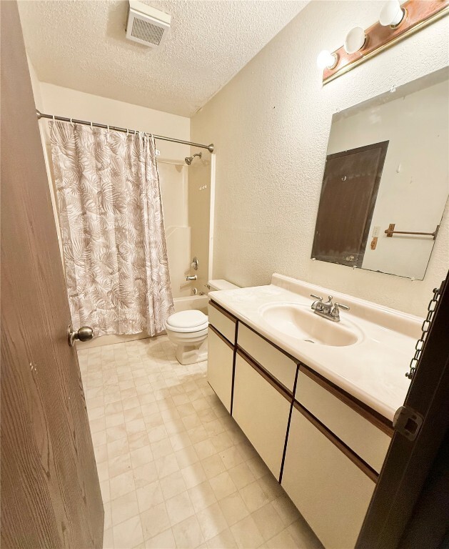 Photo - 5 Innsbruck Ln