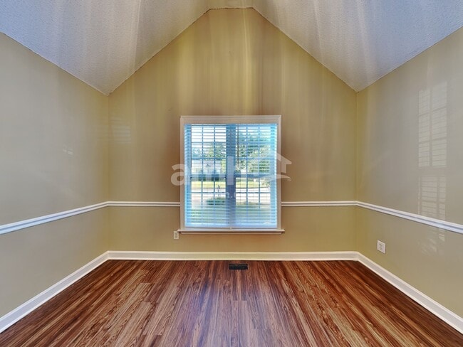 Photo - 4109 Archibald Way