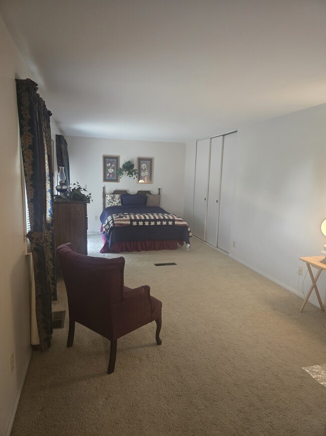 Photo - 53 Swainford Dr