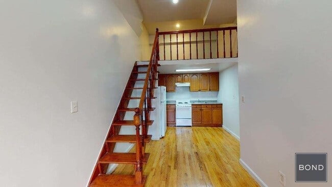 Building Photo - 29 St Marks Pl Rental