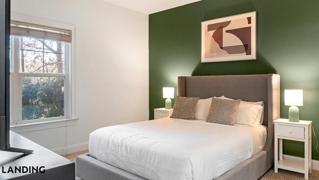 Photo - 925 Canterbury Rd NE Unit 12-1216