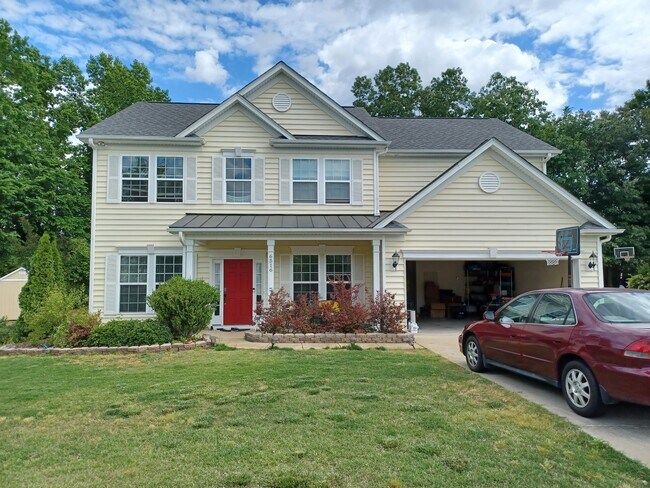 Photo - 6516 Fieldstone Manor Dr