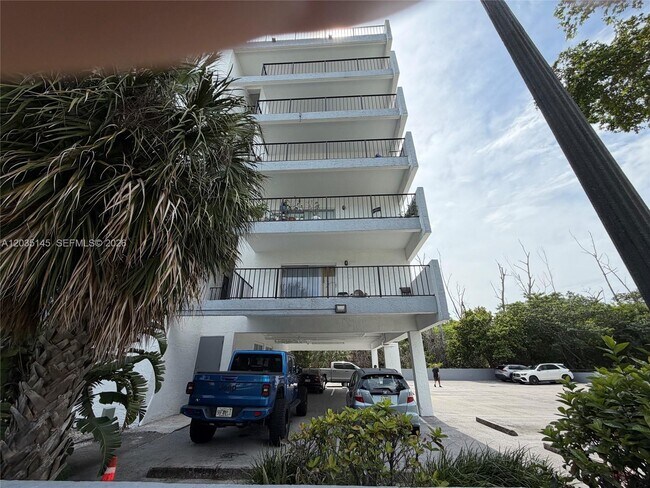 Photo - 16508 NE 26th Ave Unit 201