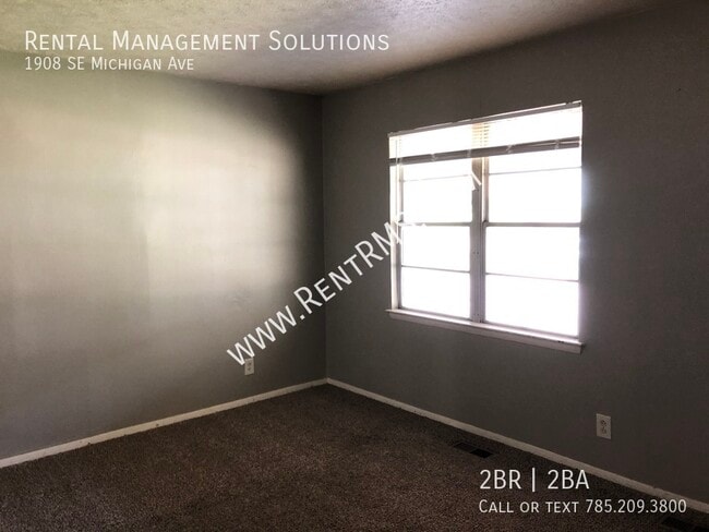 Photo - 1908 SE Michigan Ave