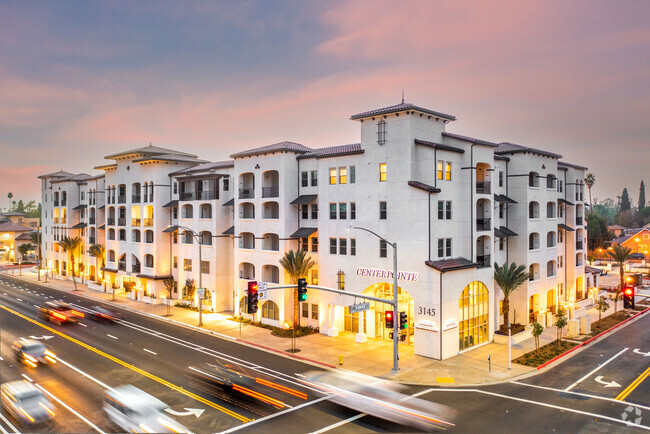 Centerpointe at Market - Centerpointe at Market Apartments