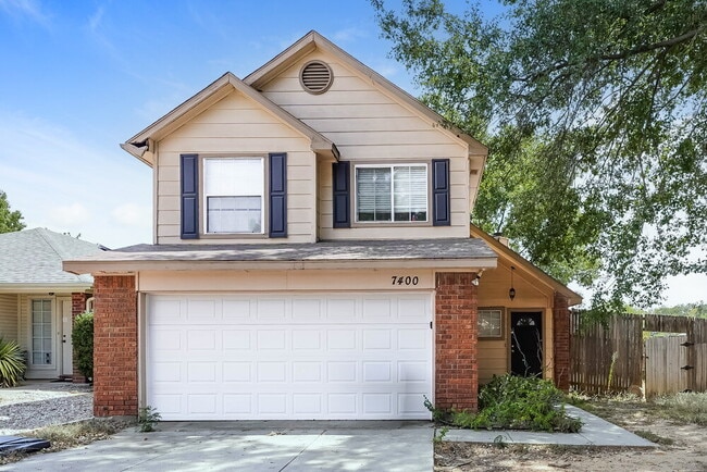 Building Photo - 7400 Ashcroft Cir