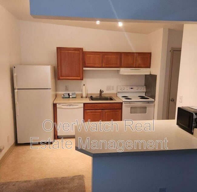 Building Photo - 4102 Cope St Unit 4