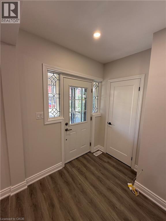 Photo - 187 Stirton St