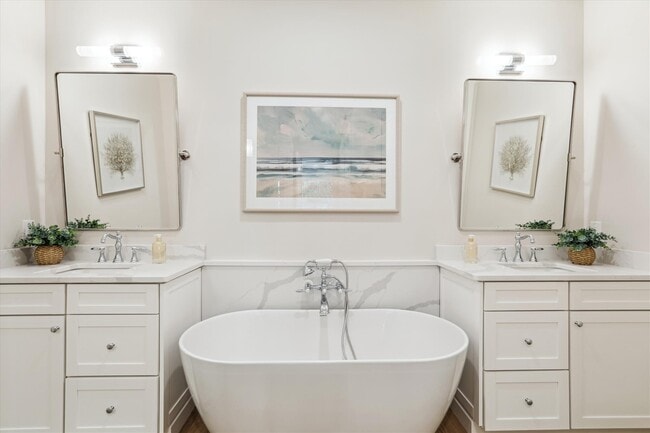 Photo - 105 Cotter Pin Pl