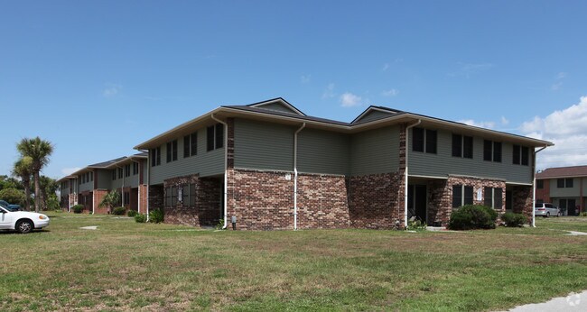 Primary Photo - The Waves at Jacksonville Beach