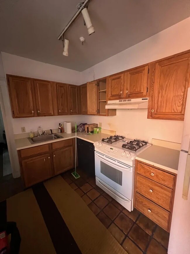 Building Photo - 248 Commonwealth Ave Unit 20 Rental