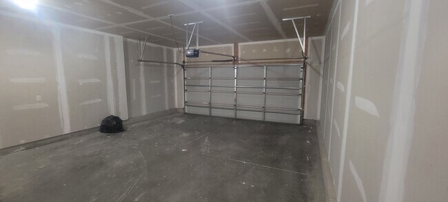 Photo - Spacious West Sioux Falls Twinhome with Gr...