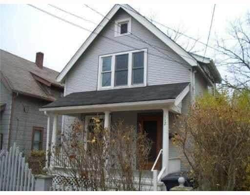 Building Photo - 112 E Davis Ave