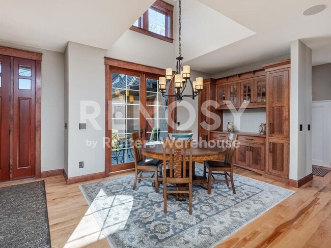 1912 Linner Woods Ct
