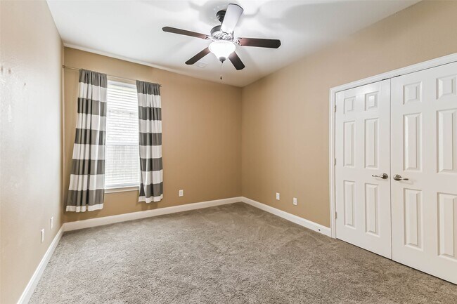 Photo - 13911 Desert Trace Ct