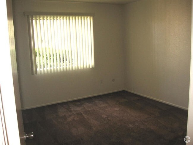 Bedroom - PINE MEADOWS