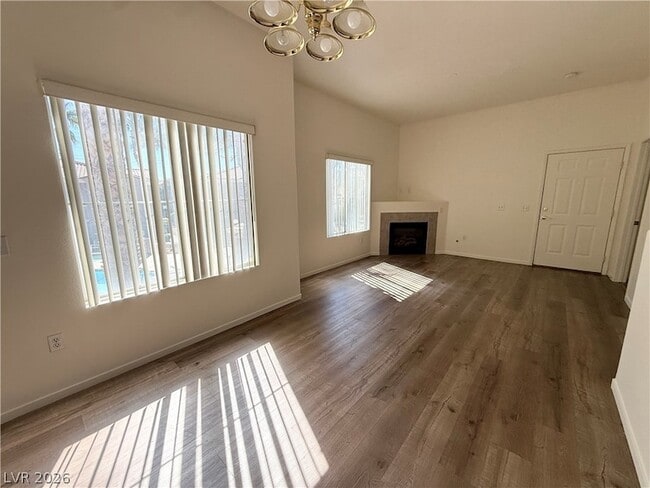 Photo - 10245 S Maryland Pkwy Unidad 208