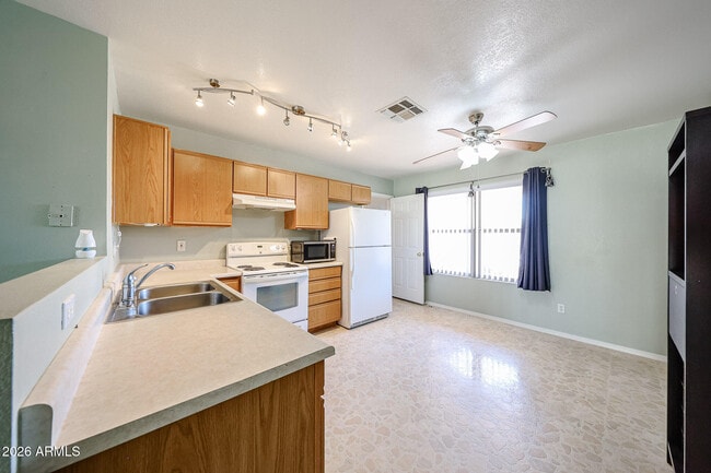 Photo - 11778 W Columbine Dr