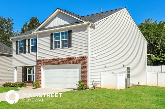 Photo - 303 Dolcetto Ave