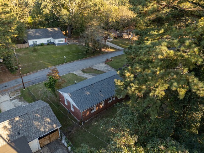 Photo - 2194 Baywood Dr SE