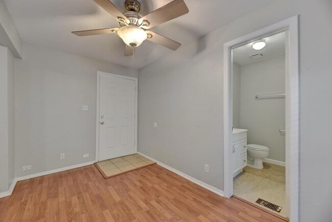 Photo - 2712 Whitis Ave Unit B