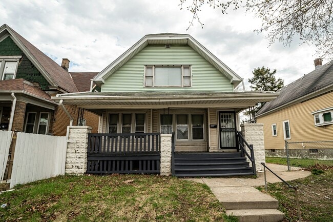 Photo - 3180 N 15th St