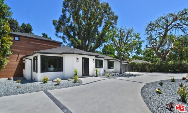 19061 Wells Dr
