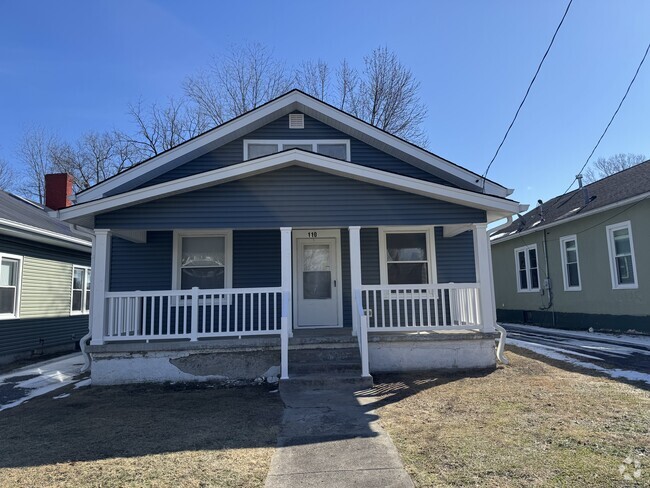 Building Photo - 110 S Alta Ave Rental