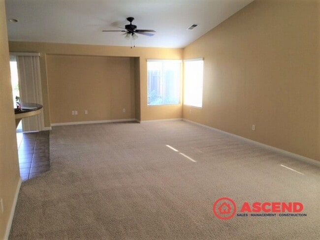 Photo - Beautiful 4-Bedroom Home in Northwest Bakersfield