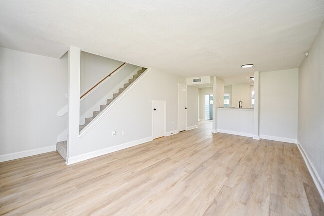 Photo - 260 El Dorado Blvd
