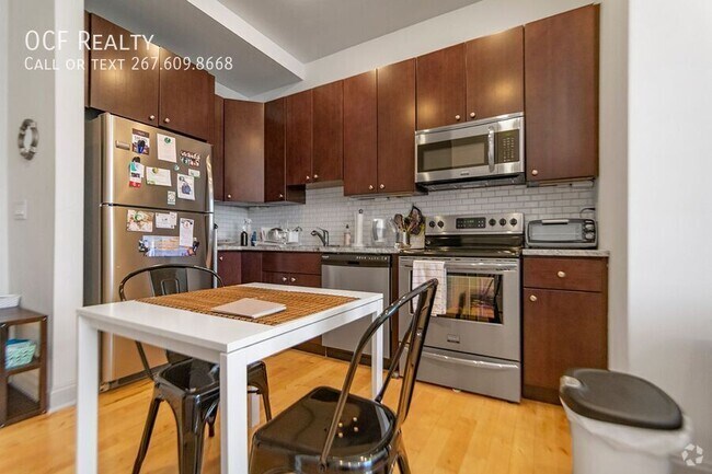 Building Photo - 427 Monroe St Unit 401 Rental