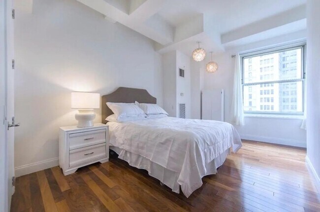 Photo - 88 Greenwich St Unit 1047