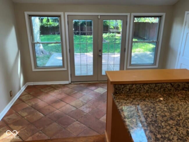 Photo - 5845 Brouse Ave