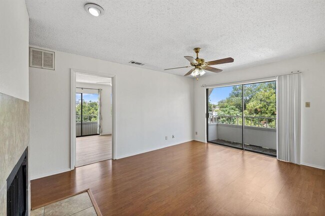Photo - 3115 Helms St Unit 212