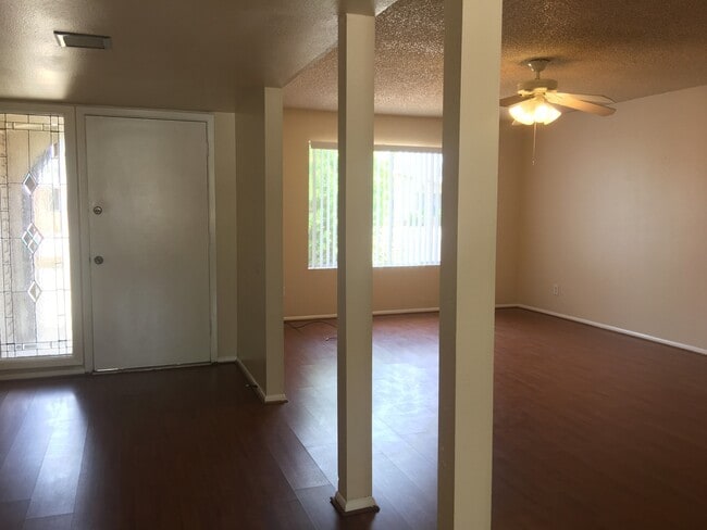 Photo - Tempe 4 Bed 2 Bath Includes Pool & Landscaping - Great Location