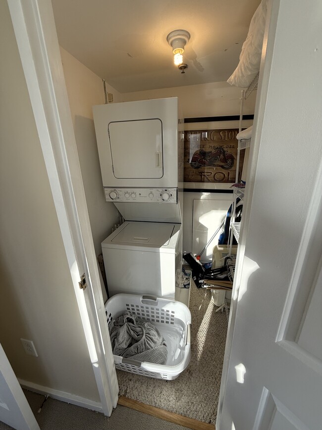 127 Greyrock Pl Unidad Condo