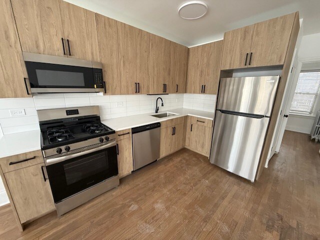 Photo - 6308 N Artesian Ave Unidad 1