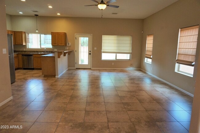 Photo - 5211 Kylene Pl